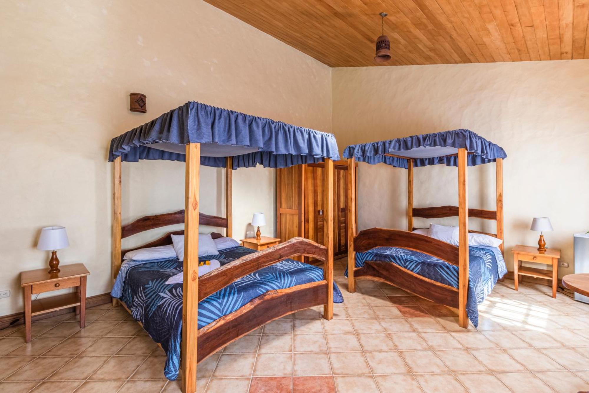 Hotel Claro De Luna Monteverde ภายนอก รูปภาพ