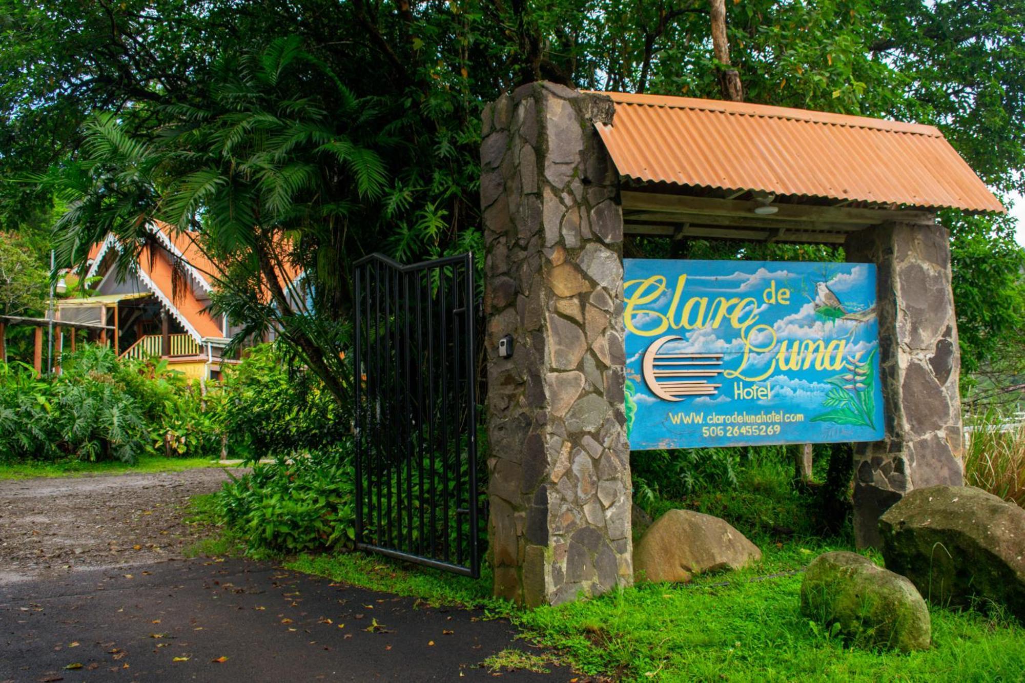Hotel Claro De Luna Monteverde ภายนอก รูปภาพ