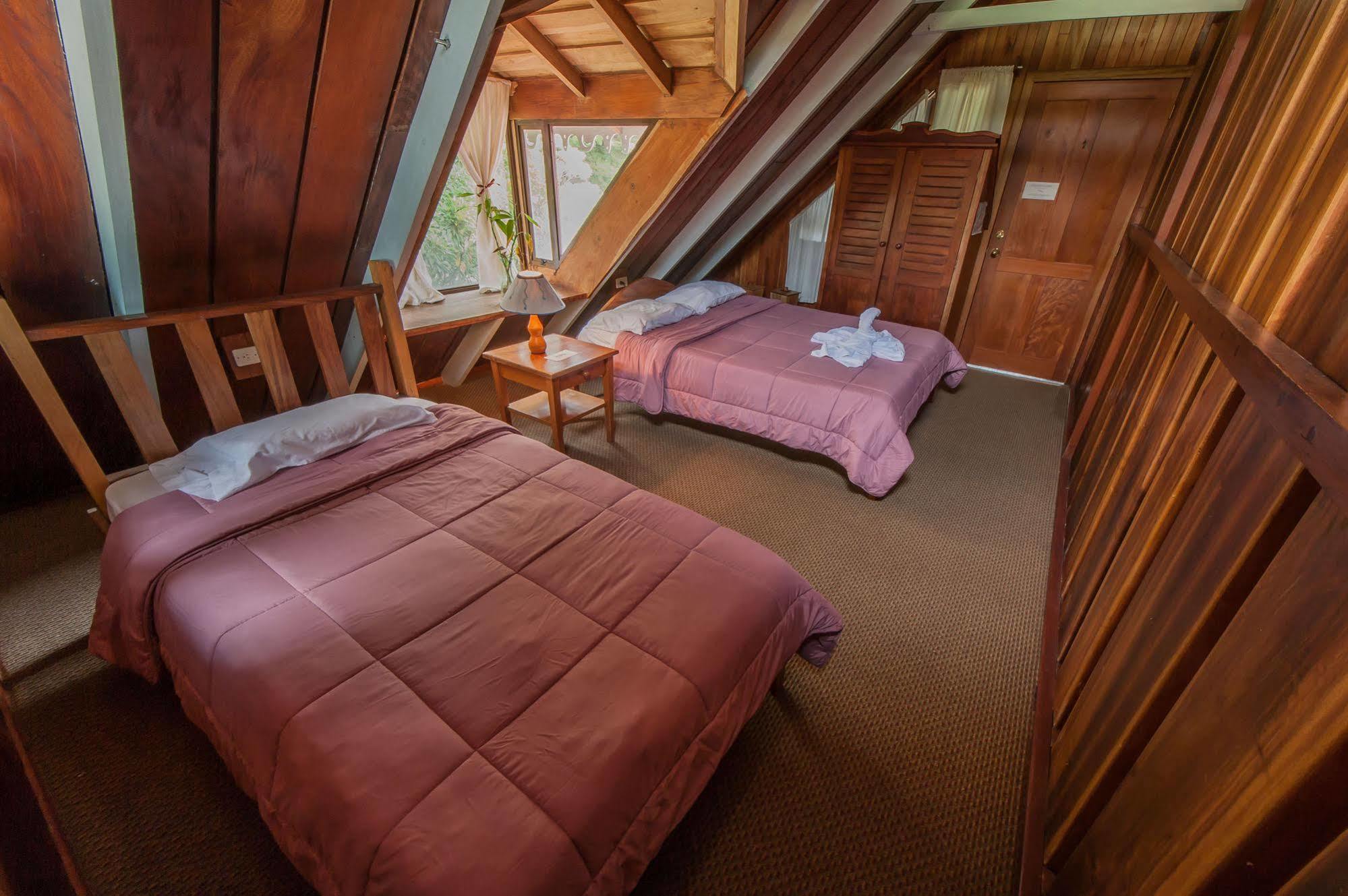 Hotel Claro De Luna Monteverde ภายนอก รูปภาพ