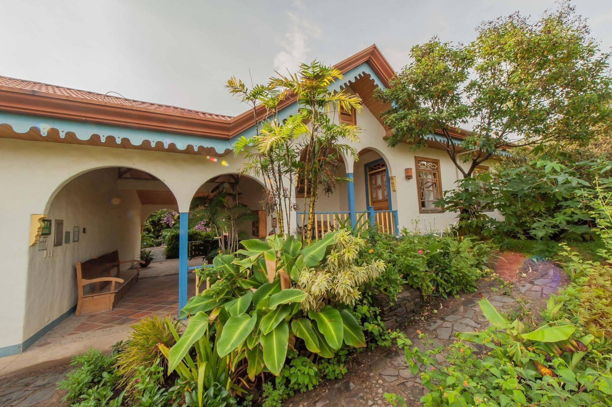 Hotel Claro De Luna Monteverde ภายนอก รูปภาพ